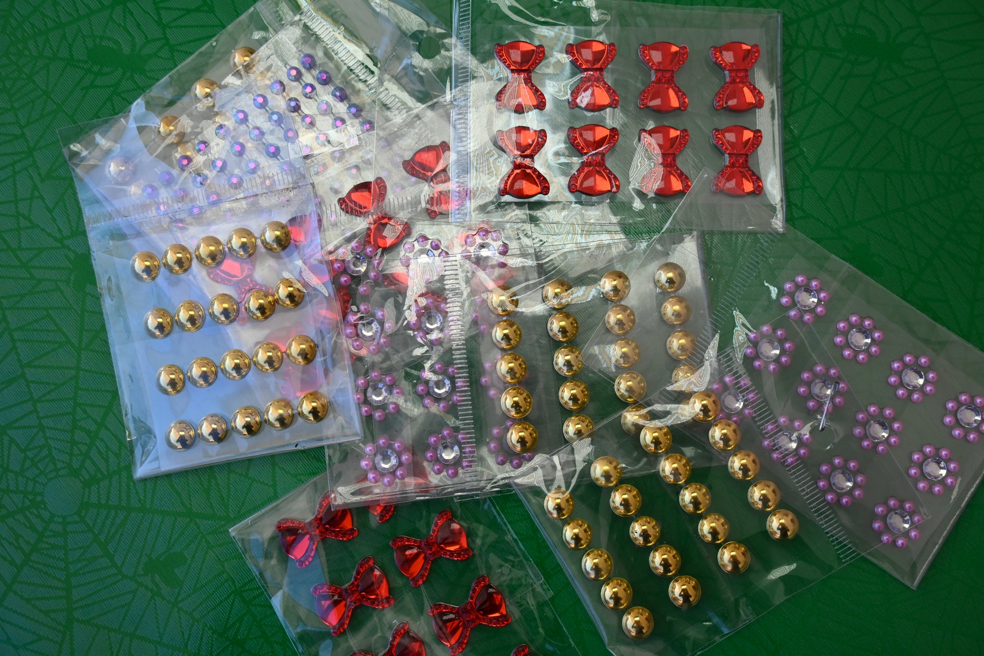 Variedad de adornos para el Cabello